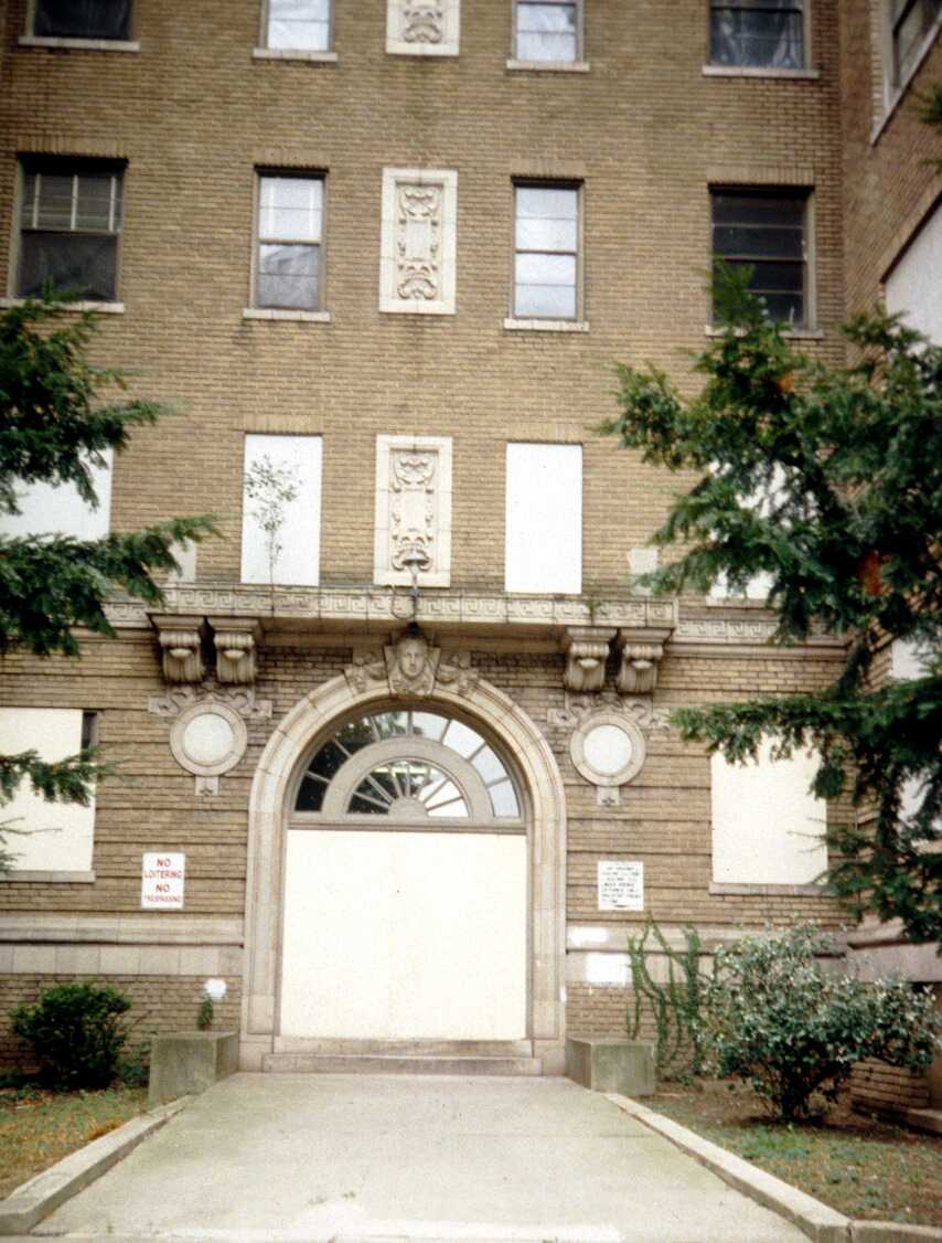 Riviera Apartments