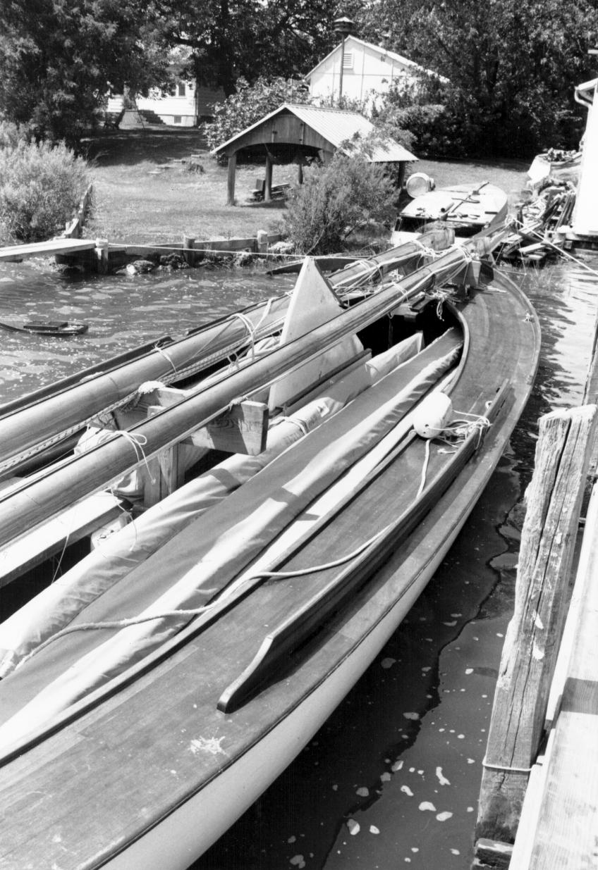 FLYING CLOUD (log canoe)
